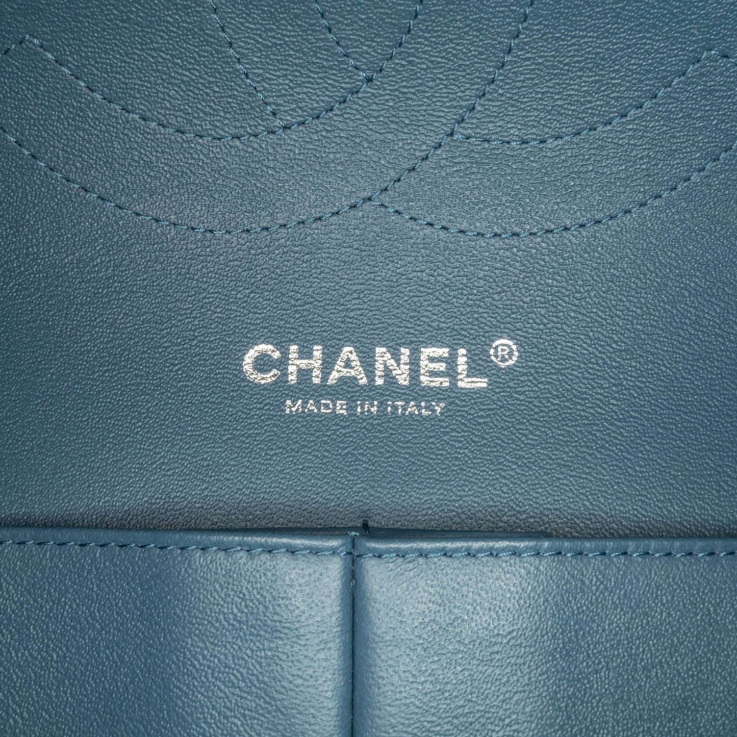Chanel Sac Jumbo Classic Lambskin Double Flap