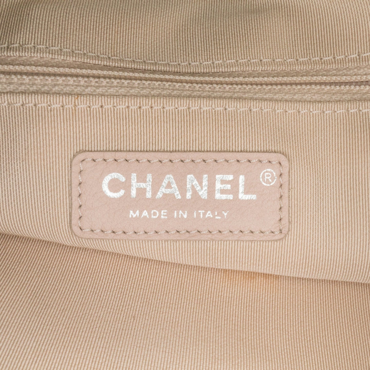 Chanel Sac La Pausa Bay Shopping Tote