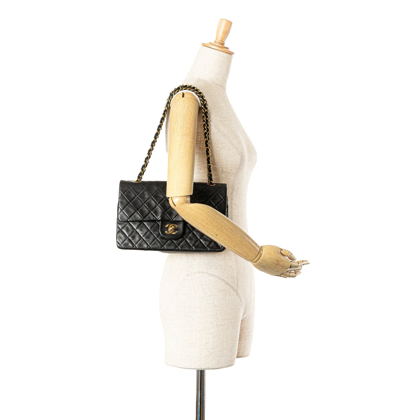 Chanel Sac Medium Classic Lambskin Double Flap
