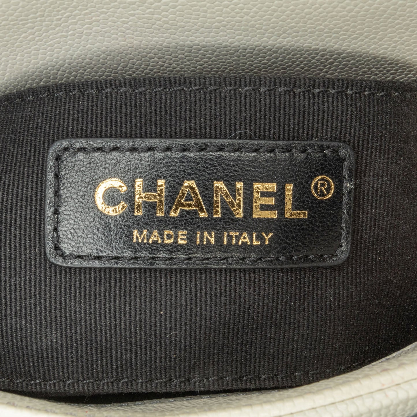Chanel Sac Mini Caviar Twist Your Buttons Flap