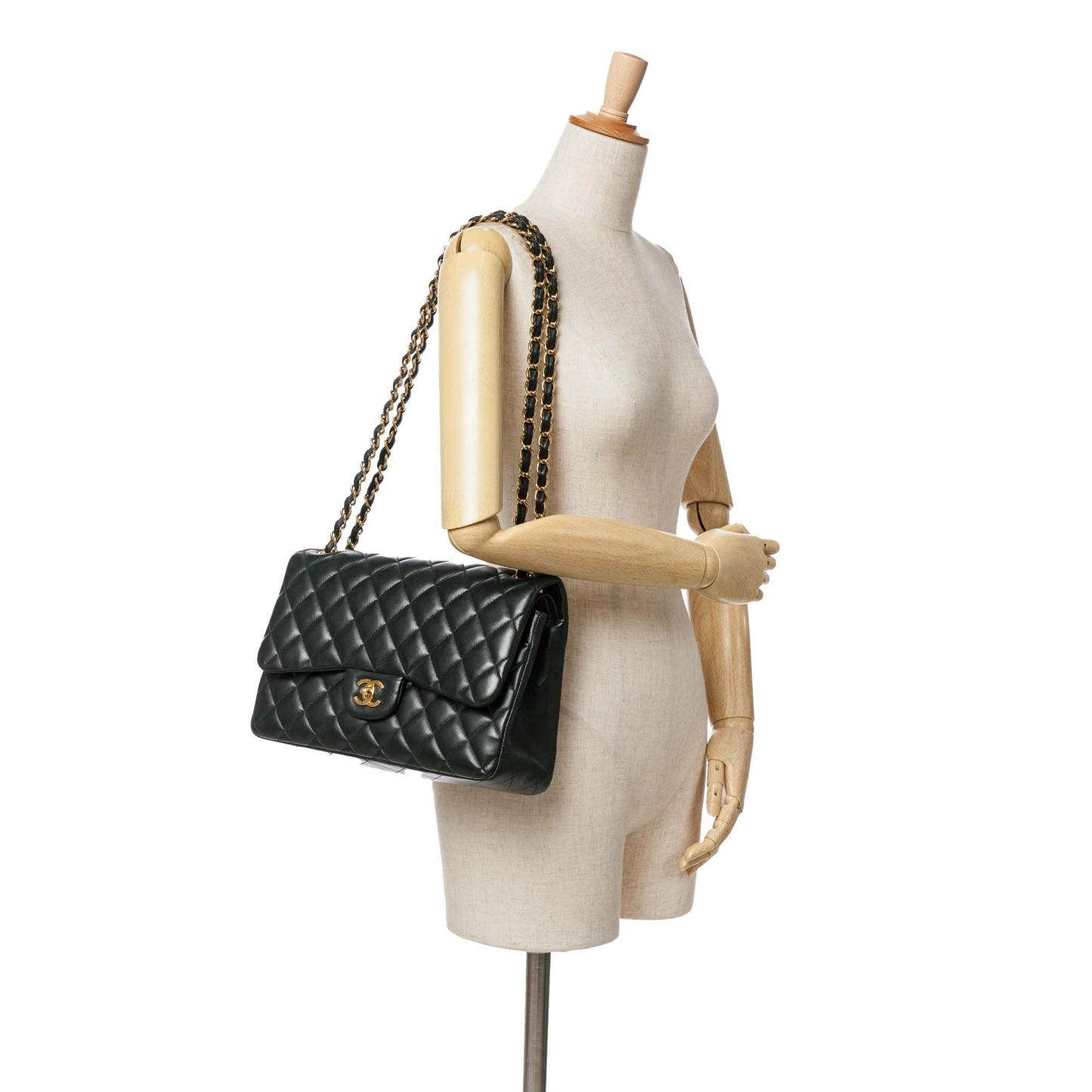 Chanel Sac Jumbo Classic Lambskin Double Flap