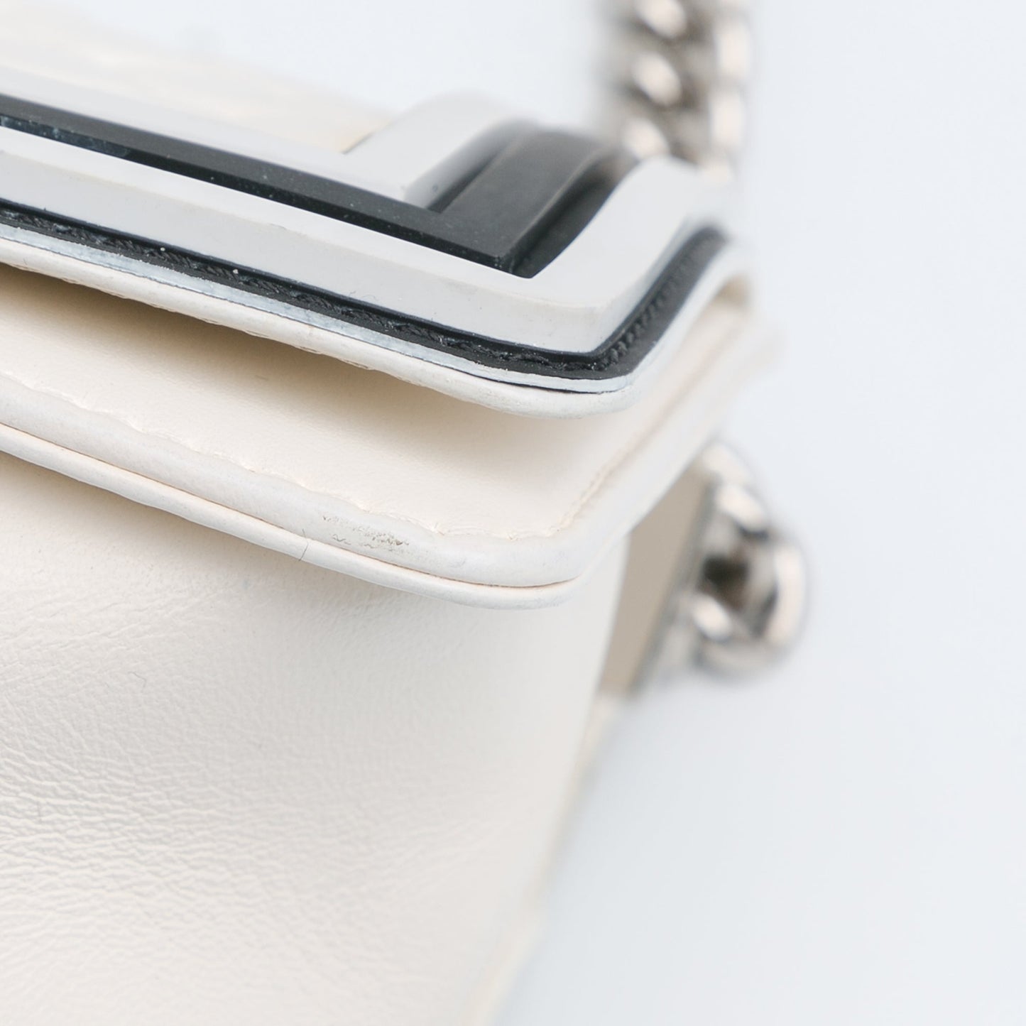 Chanel Sac Medium Bicolor Lambskin and Rubber Boy Flap