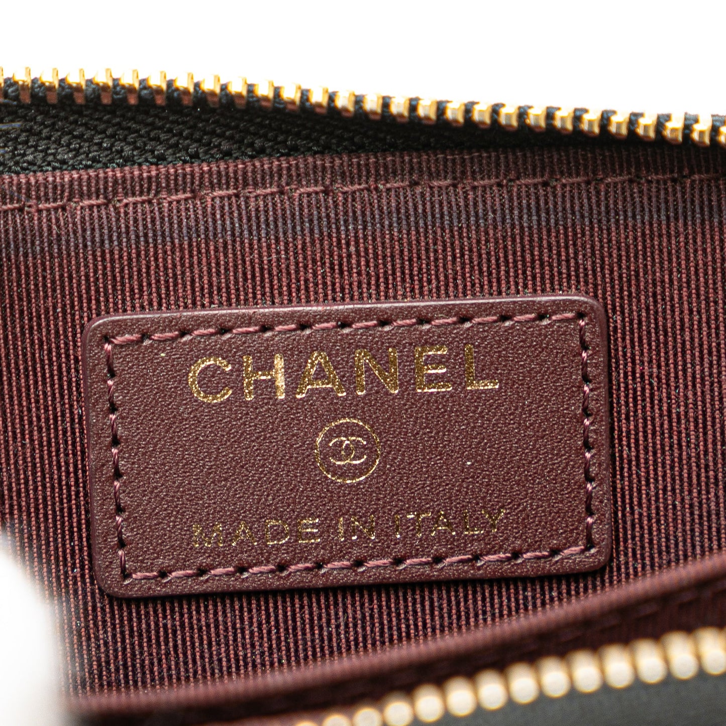 Chanel Sac CC Caviar Zip Around Wallet