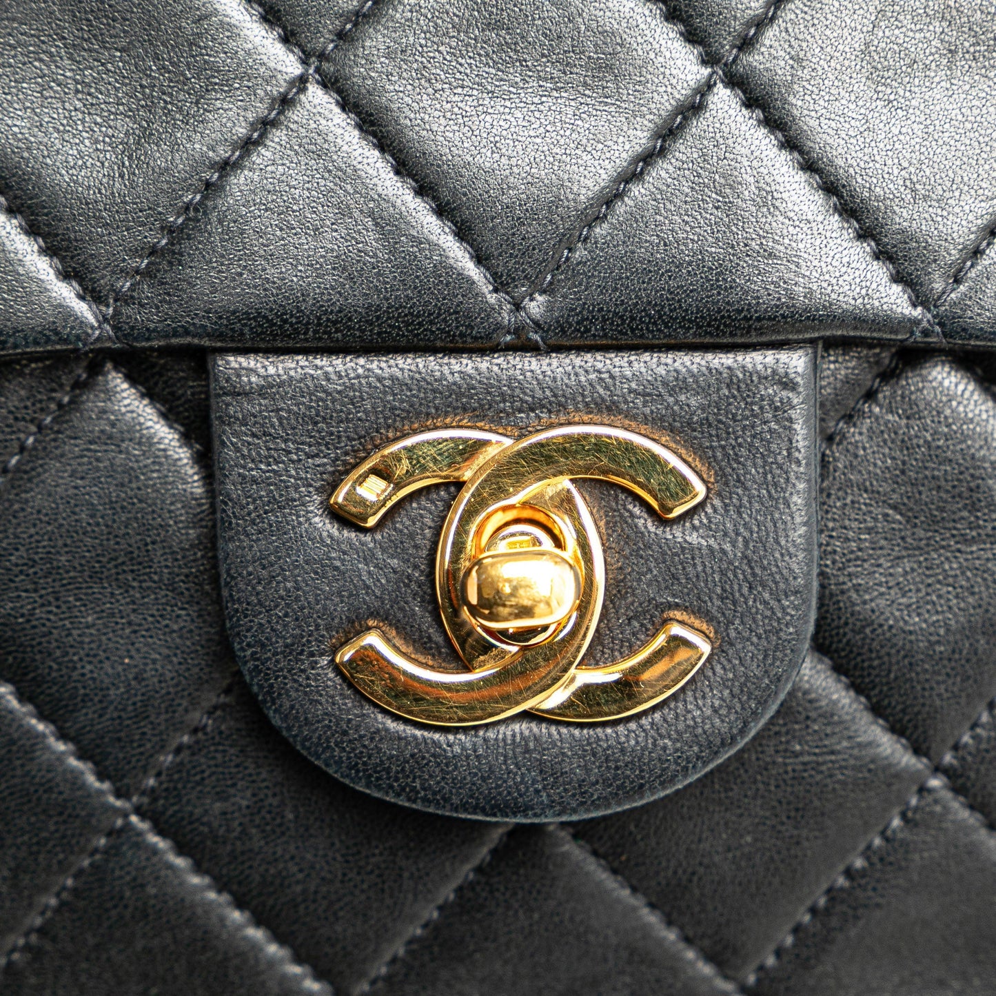 Chanel Sac Mini Square Classic Lambskin Single Flap