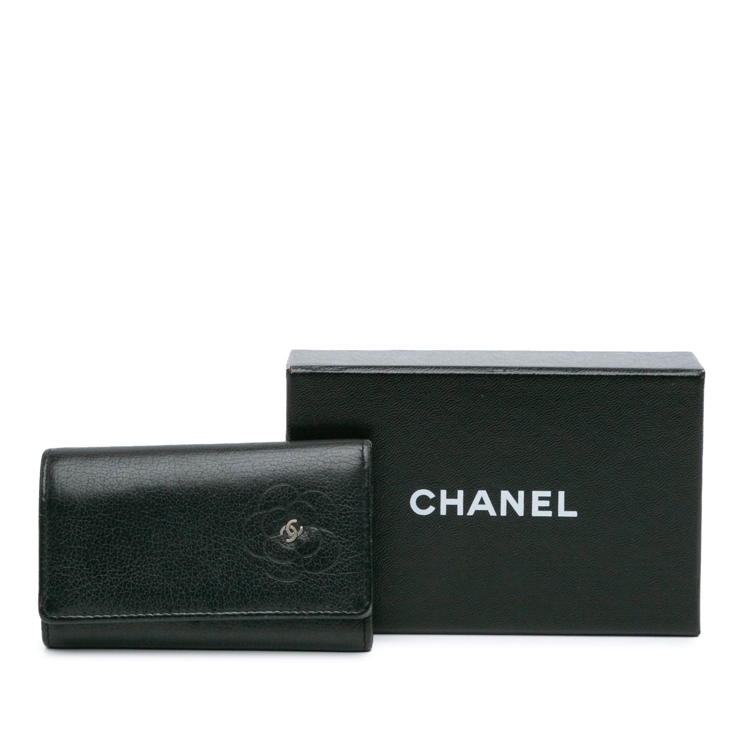 Black Chanel CC Camellia Leather Key Holder