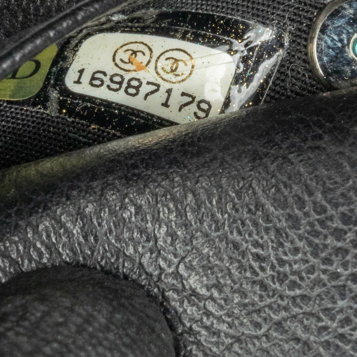 Black Chanel CC Camellia Leather Key Holder