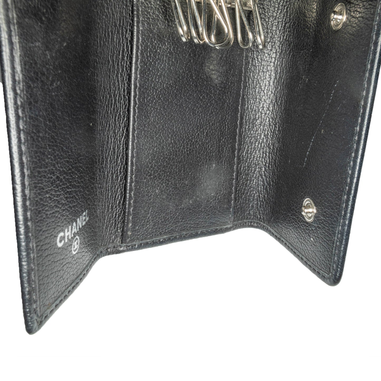 Black Chanel CC Camellia Leather Key Holder