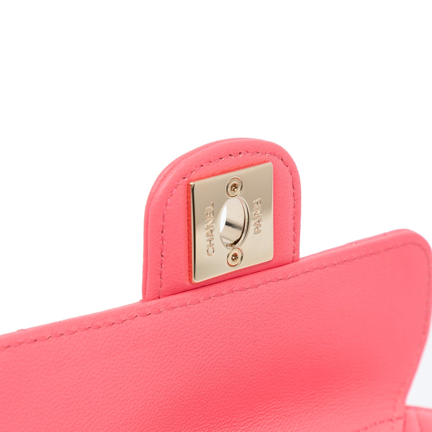 Chanel Sac Mini Lambskin CC in Love Heart Crossbody