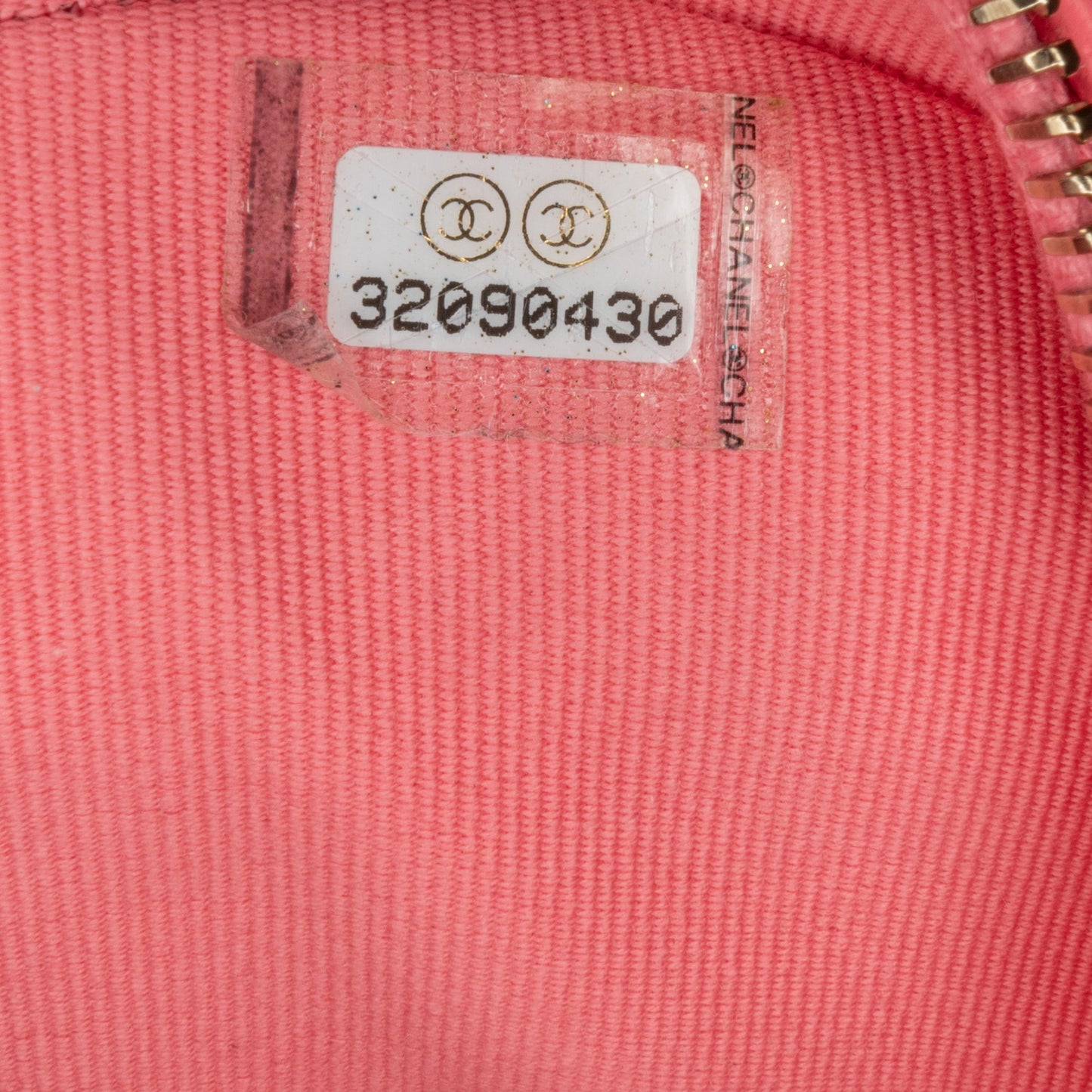 Chanel Sac Mini Lambskin CC in Love Heart Crossbody