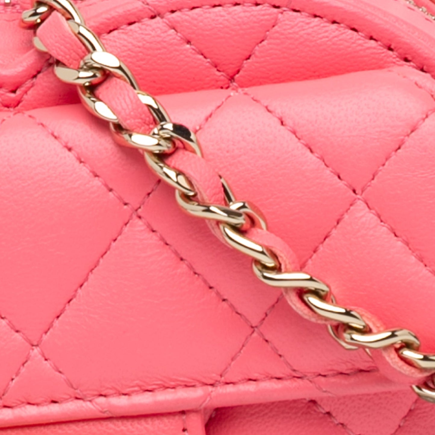 Chanel Sac Mini Lambskin CC in Love Heart Crossbody