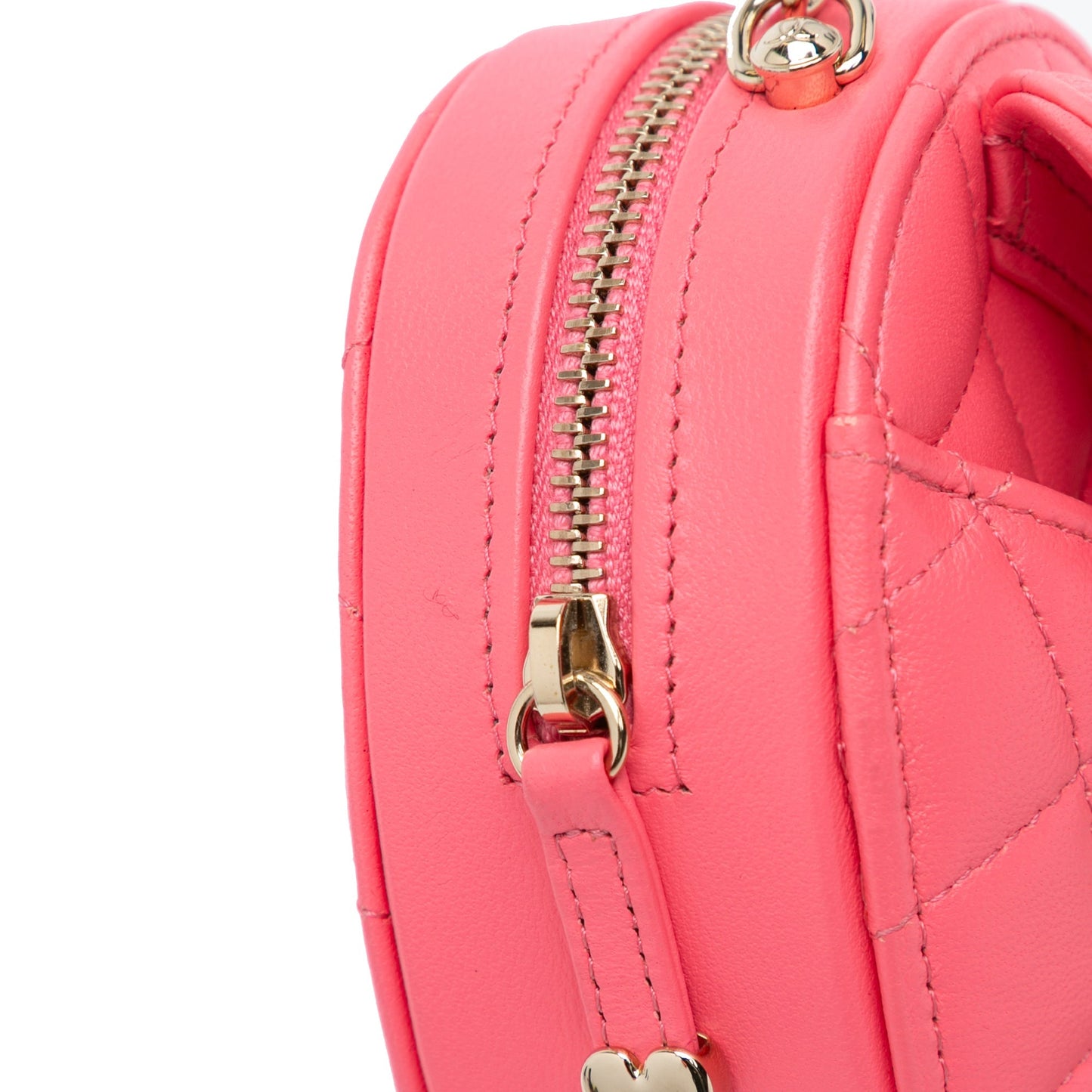 Chanel Sac Mini Lambskin CC in Love Heart Crossbody
