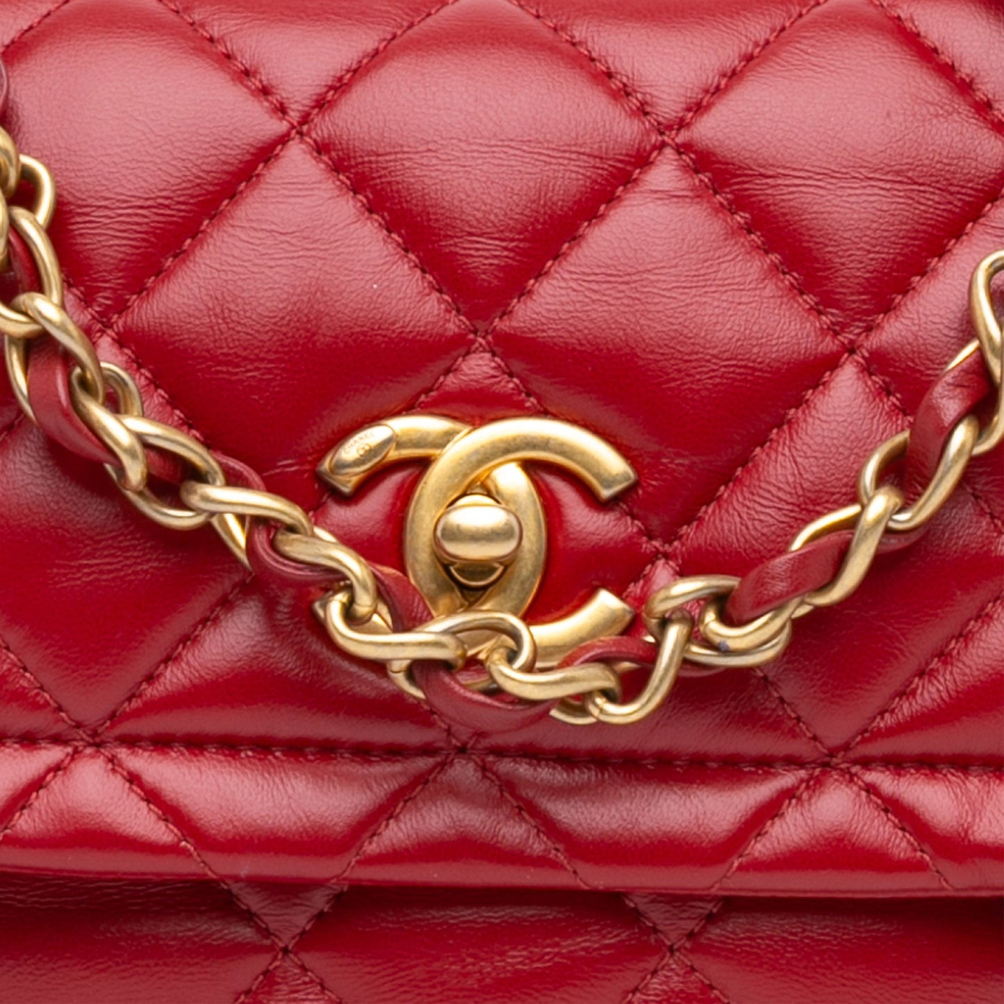 Chanel Sac Mini Quilted Lambskin Soft Square Flap