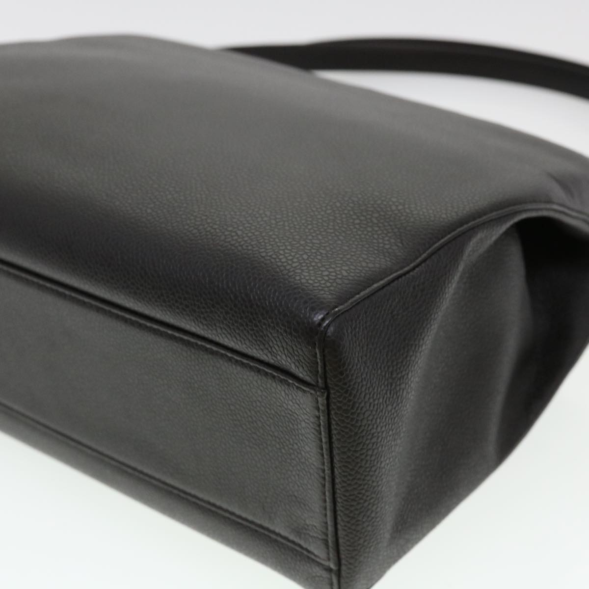 CHANEL Shoulder Bag Caviar Skin Black CC am4067