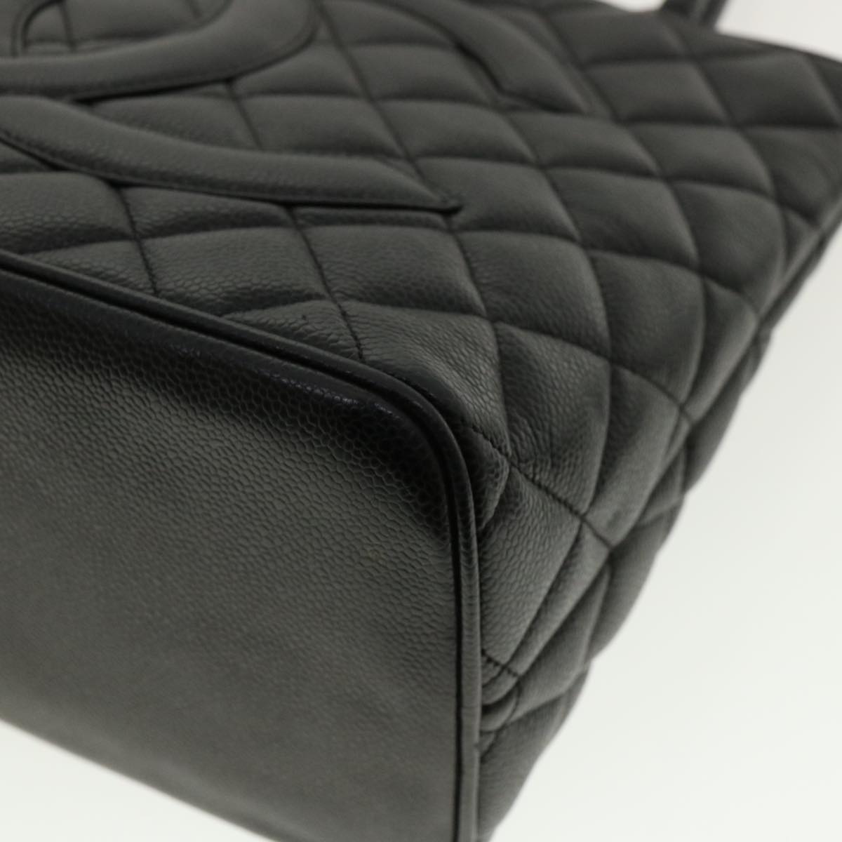 CHANEL Tote Bag Caviar Skin Black CC am4270A