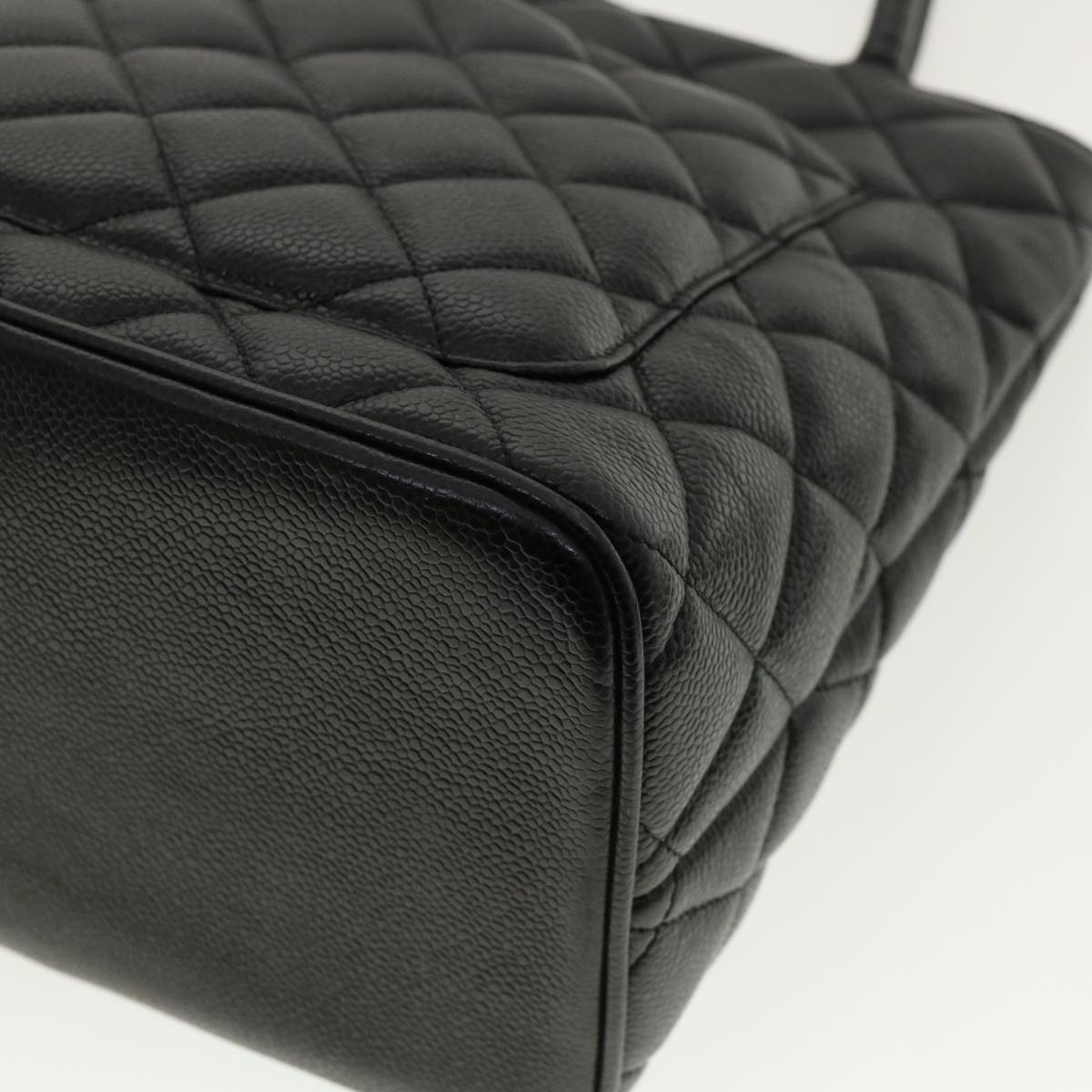 CHANEL Tote Bag Caviar Skin Black CC am4270A
