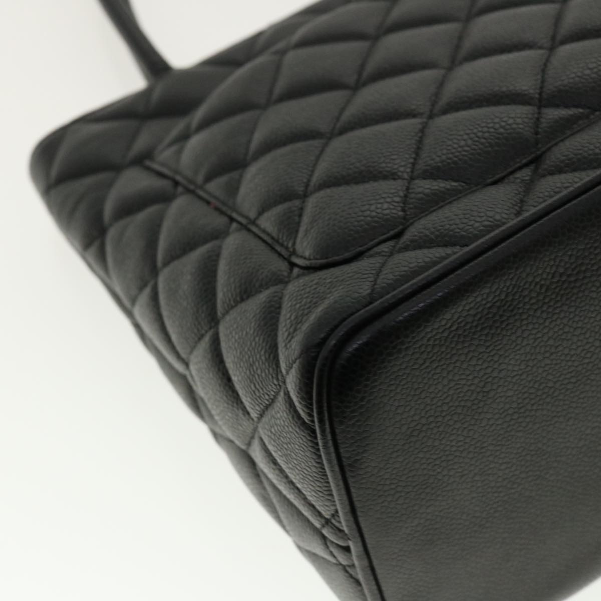 CHANEL Tote Bag Caviar Skin Black CC am4270A