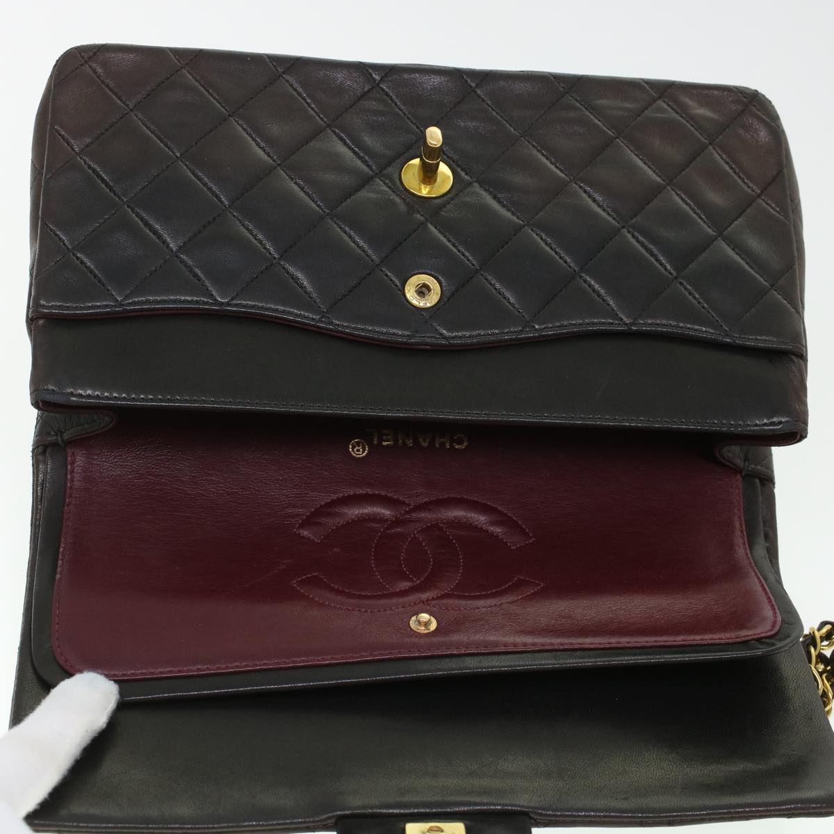 CHANEL Matelasse Turn Lock Chain Shoulder Bag Lamb Skin Black CC am4540