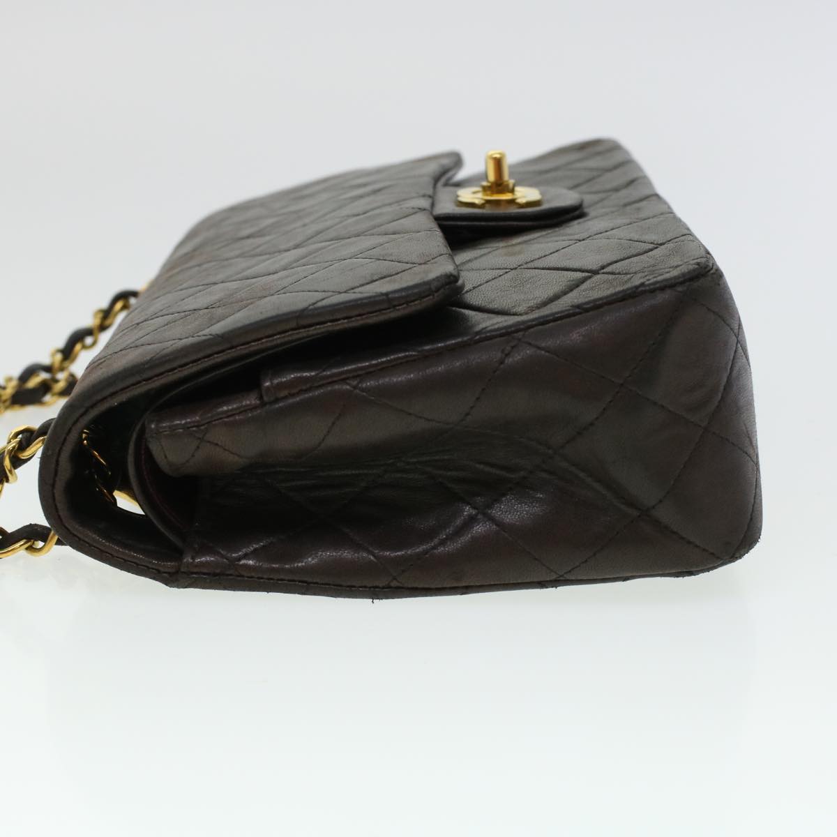 CHANEL Matelasse Turn Lock Chain Shoulder Bag Lamb Skin Black CC am4540