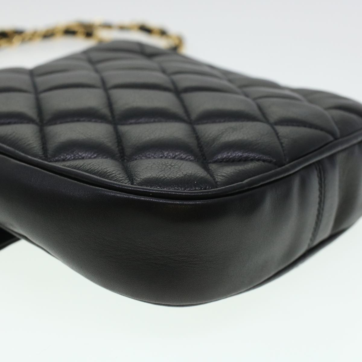 CHANEL Matelasse Turn Lock Chain Shoulder Bag Lamb Skin Black CC am4542
