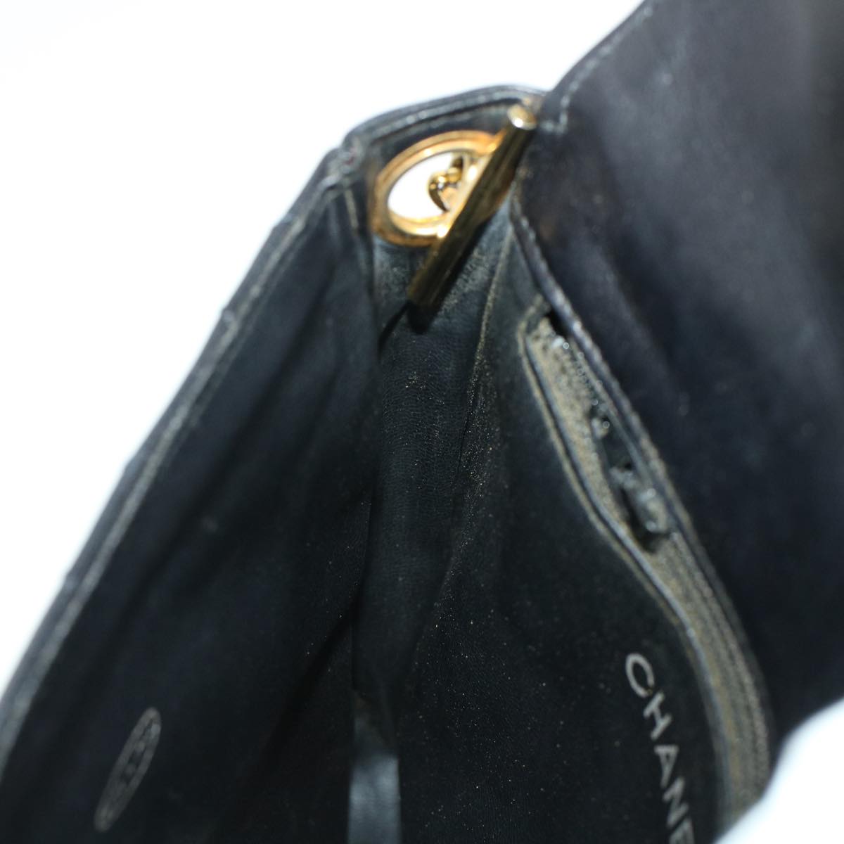CHANEL Matelasse Turn Lock Chain Shoulder Bag Lamb Skin Black CC am4542