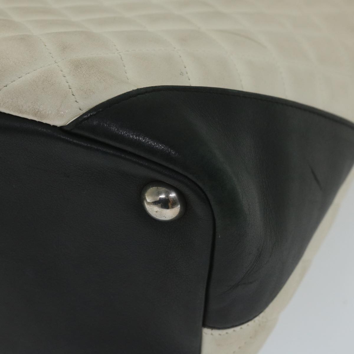 CHANEL Cambon Line Tote Bag Leather White CC am5180