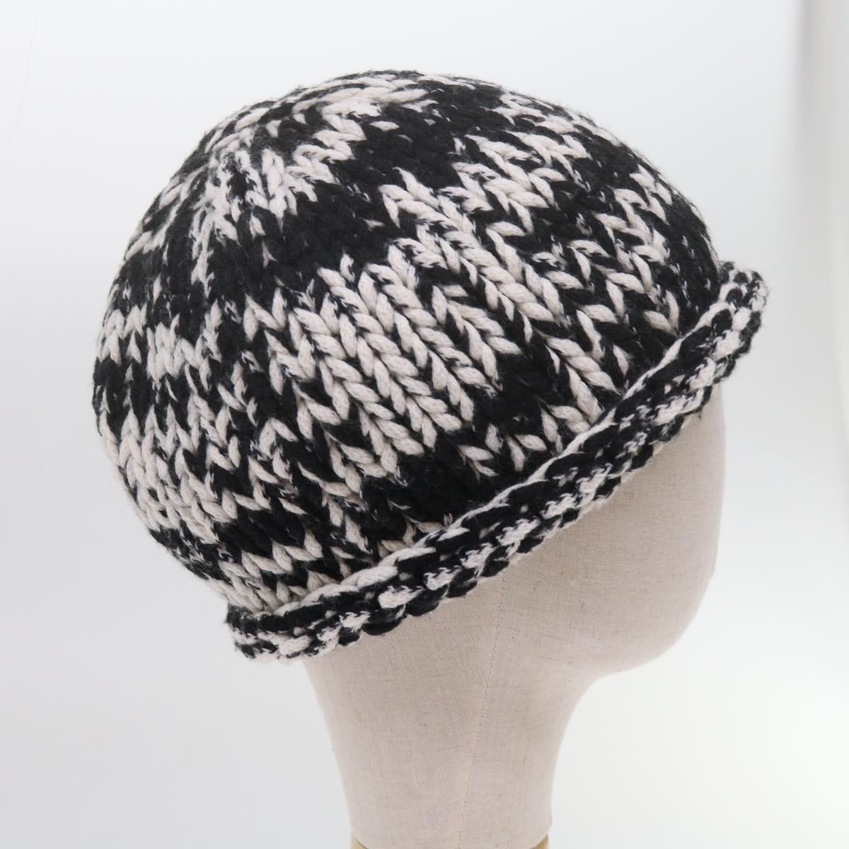 CHANEL COCO Mark Knitted Fabrics Hat Wool Black White CC am5382