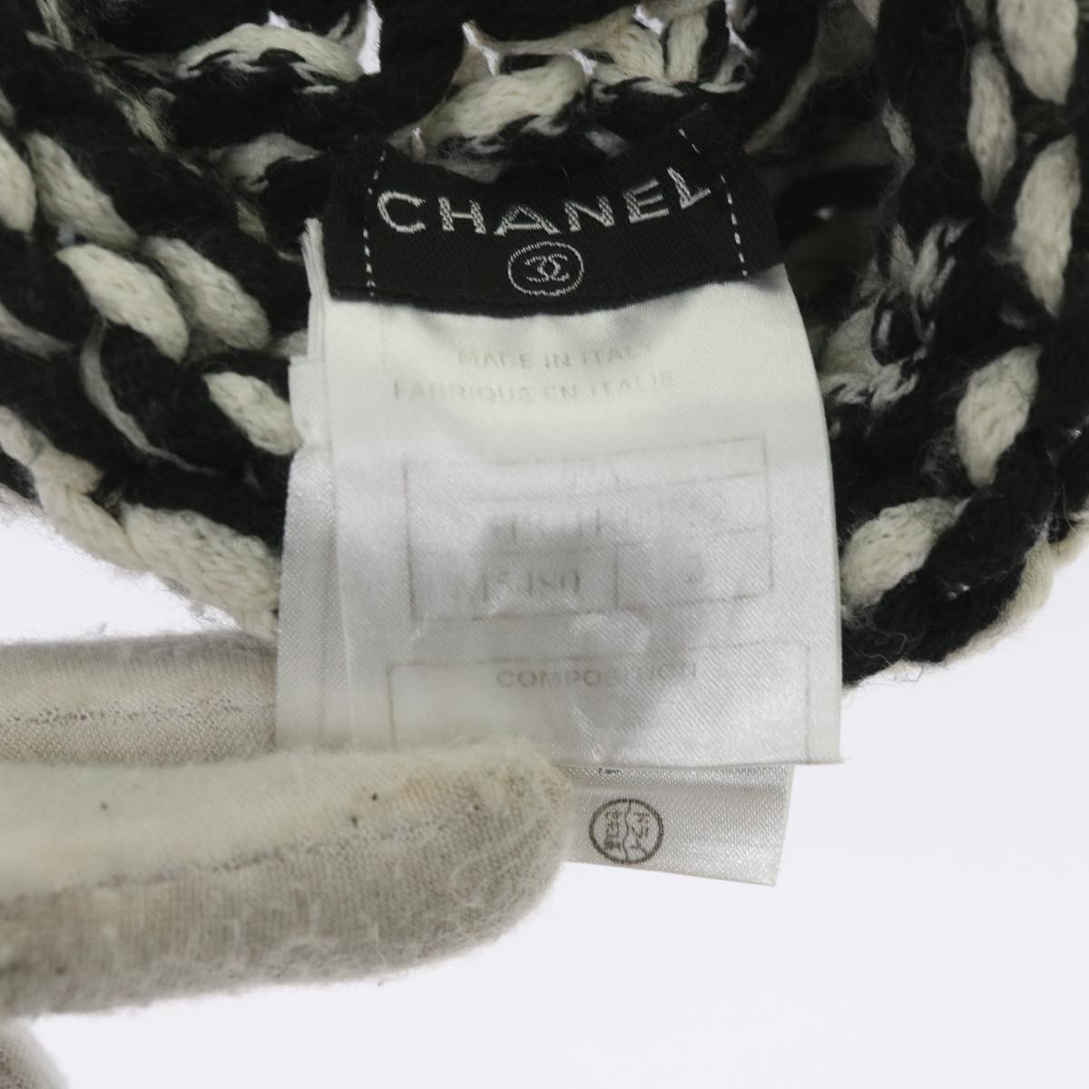 CHANEL COCO Mark Knitted Fabrics Hat Wool Black White CC am5382
