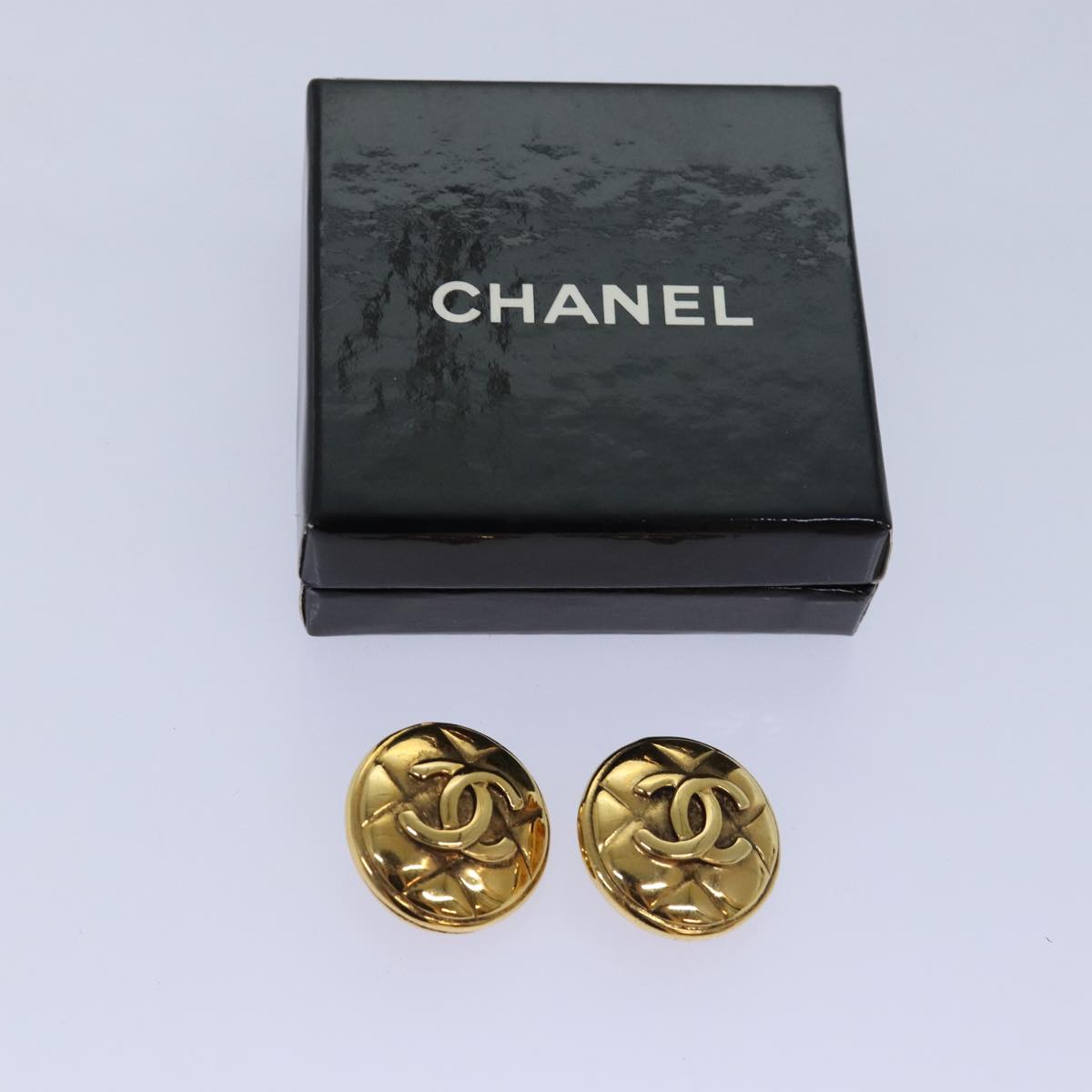 CHANEL COCO Mark Earring metal Gold CC am6613