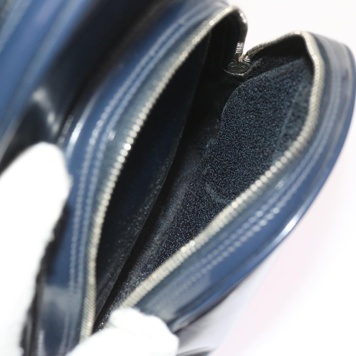 GUCCI Bamboo Body Bag Patent leather Navy ar10595B