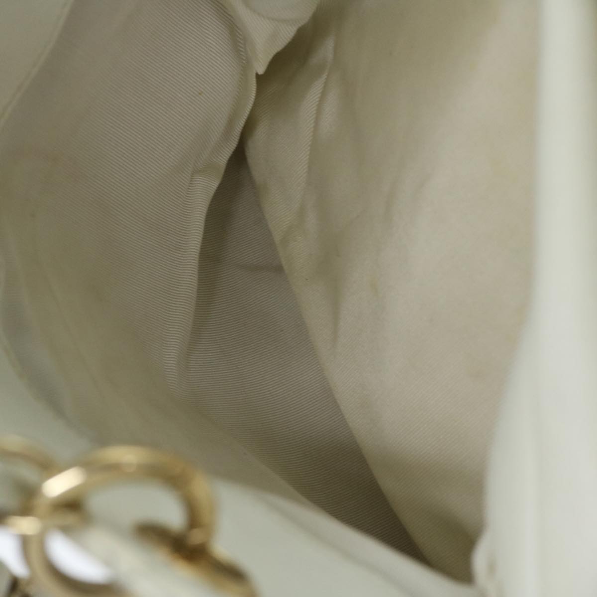 CHANEL Matelasse Chain Shoulder Bag Caviar Skin White CC ar11502