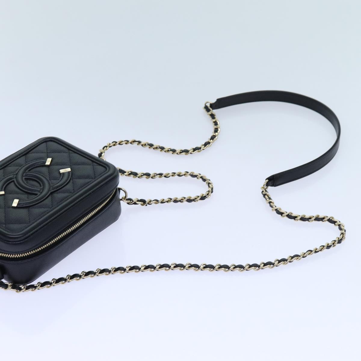CHANEL Chain CC Figly Mini Bag Caviar Skin Black A84452 CC ar11762A