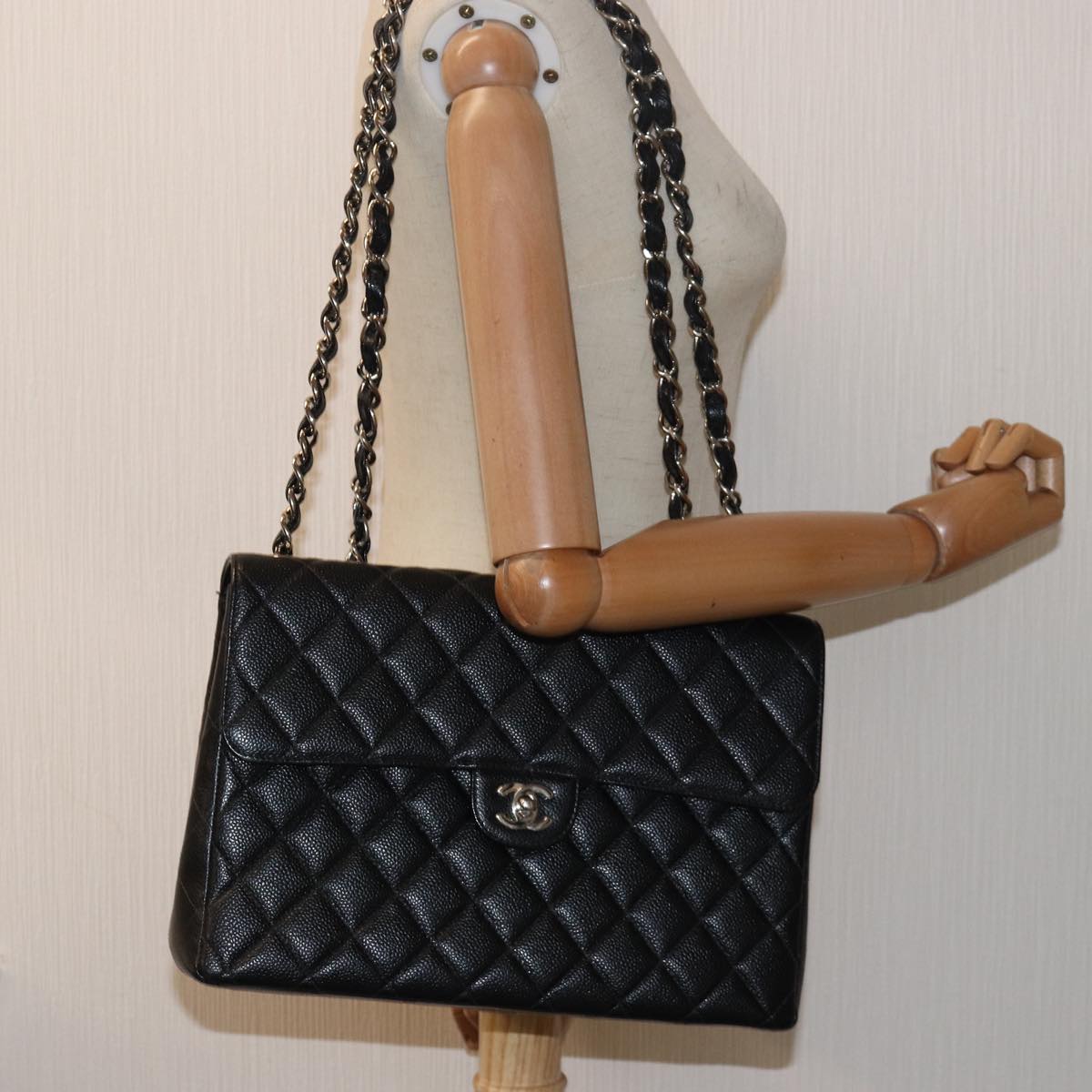 CHANEL Matelasse 30 Turn Lock Chain Bag Caviar Skin Black CC ar11992A