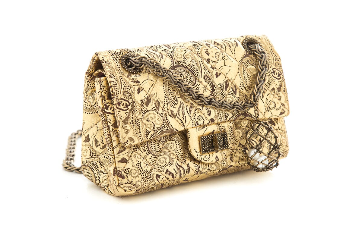 Chanel Black and Gold Paris - Moscou Limited Edition Runway Double Flap 2.55