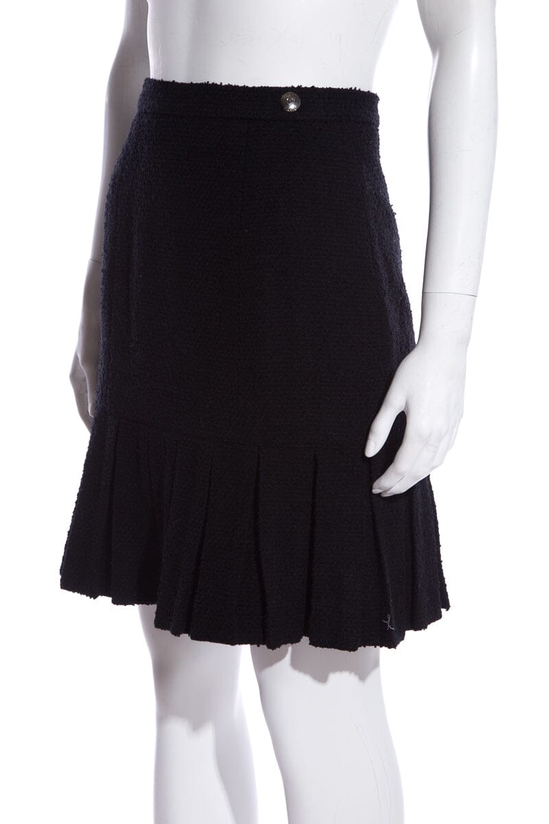 Chanel Black Tweed Pleated Bottom Skirt SZ 34