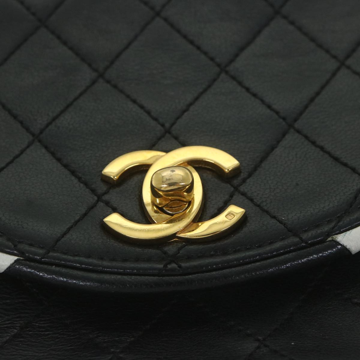 CHANEL Matelasse Chain Shoulder Bag Lamb Skin Black White CC bs10325