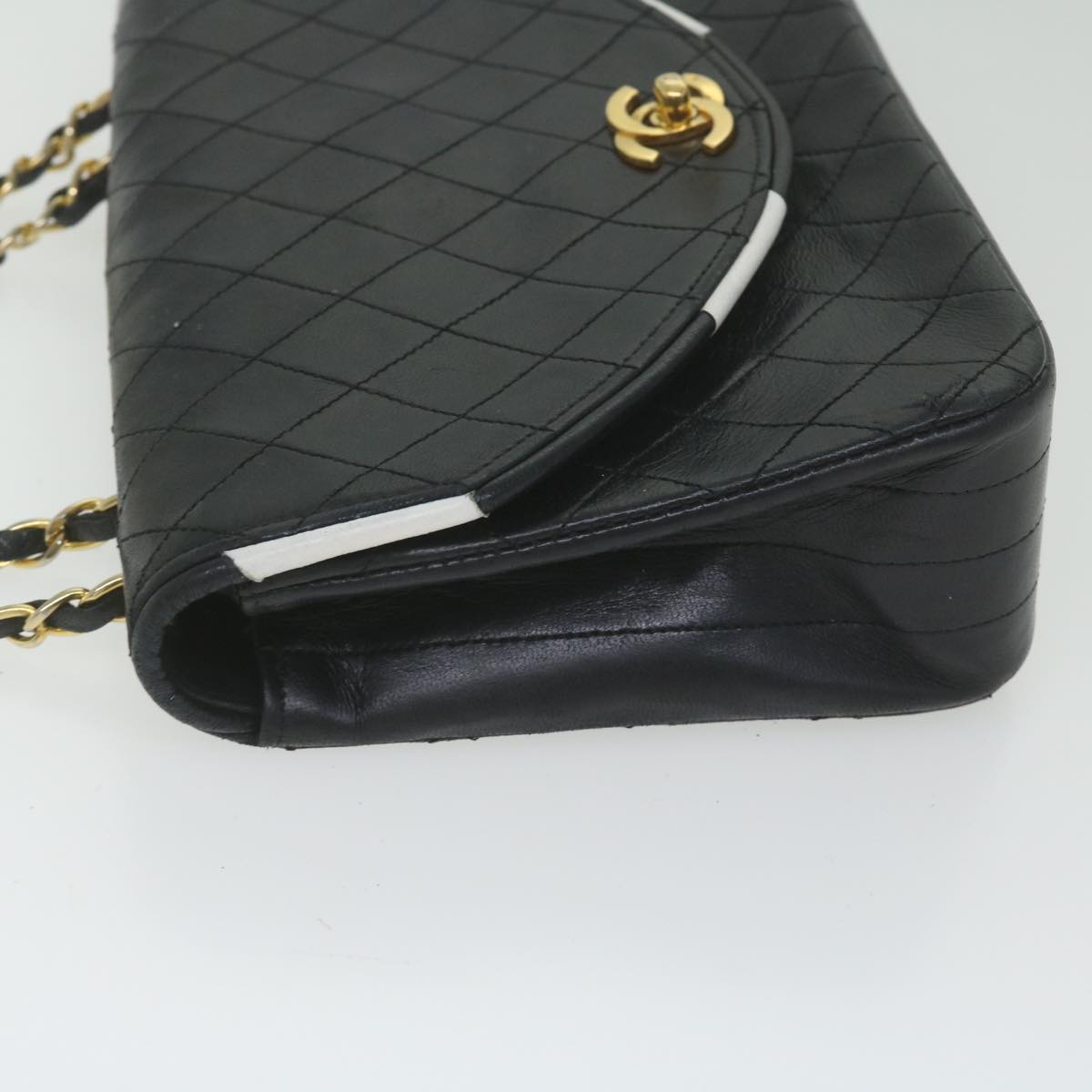 CHANEL Matelasse Chain Shoulder Bag Lamb Skin Black White CC bs10325