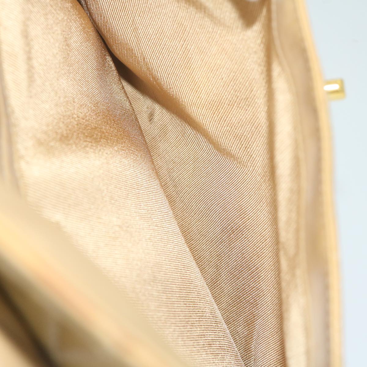 CHANEL Shoulder Bag Patent leather Beige CC bs10487