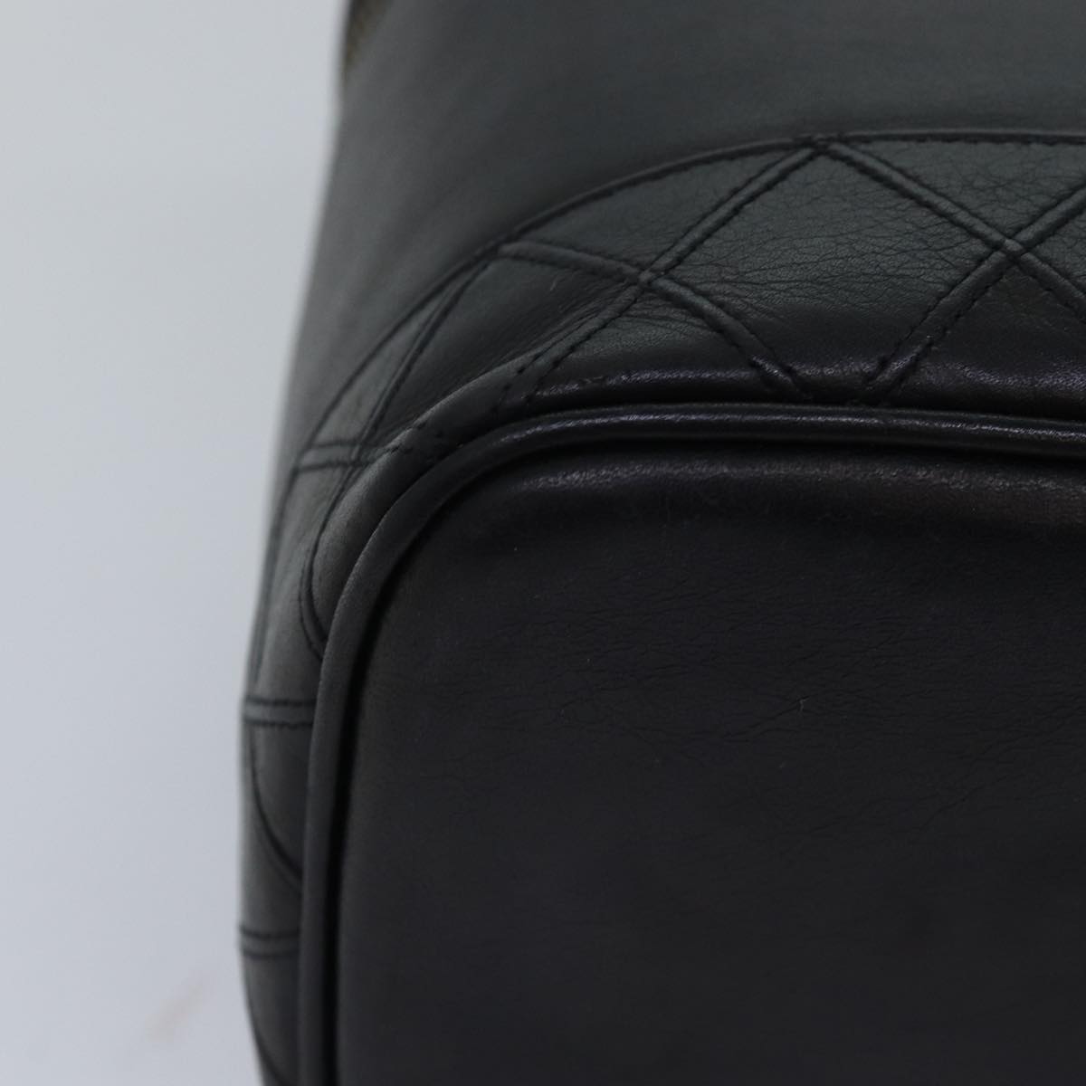 CHANEL Bicolole Vanity Cosmetic Pouch Leather Black CC bs14966
