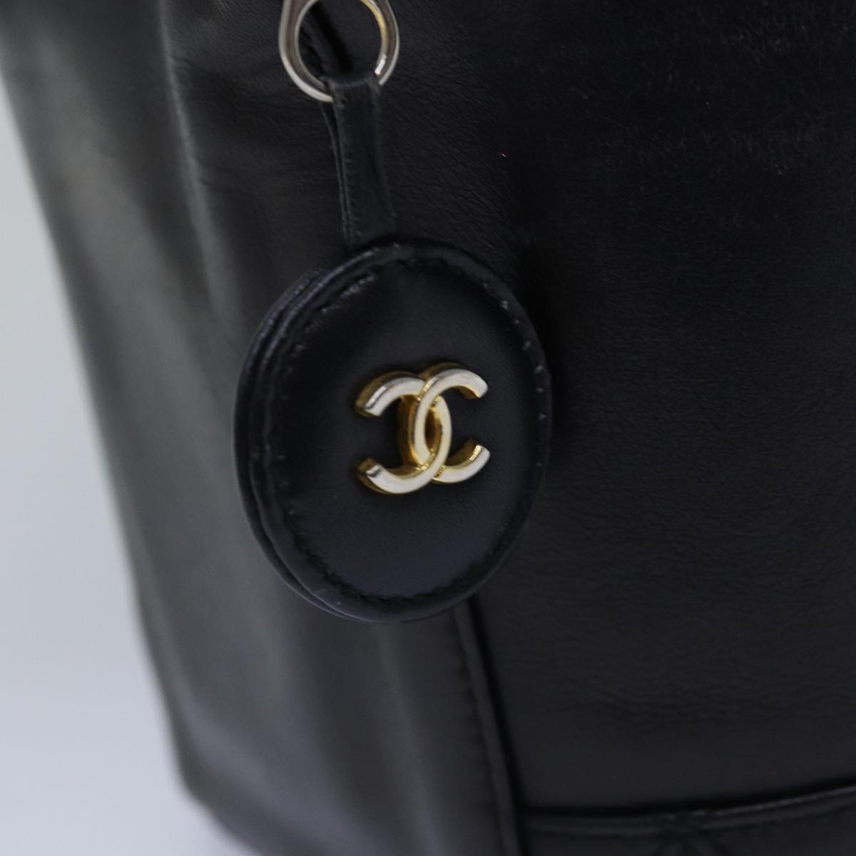 CHANEL Bicolole Vanity Cosmetic Pouch Leather Black CC bs14966