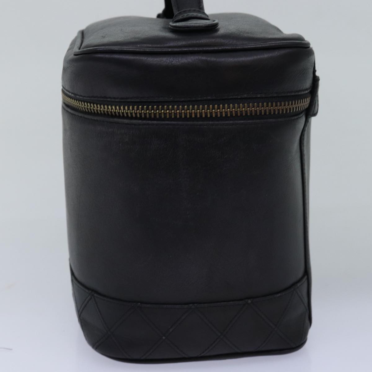 CHANEL Bicolole Vanity Cosmetic Pouch Leather Black CC bs14966