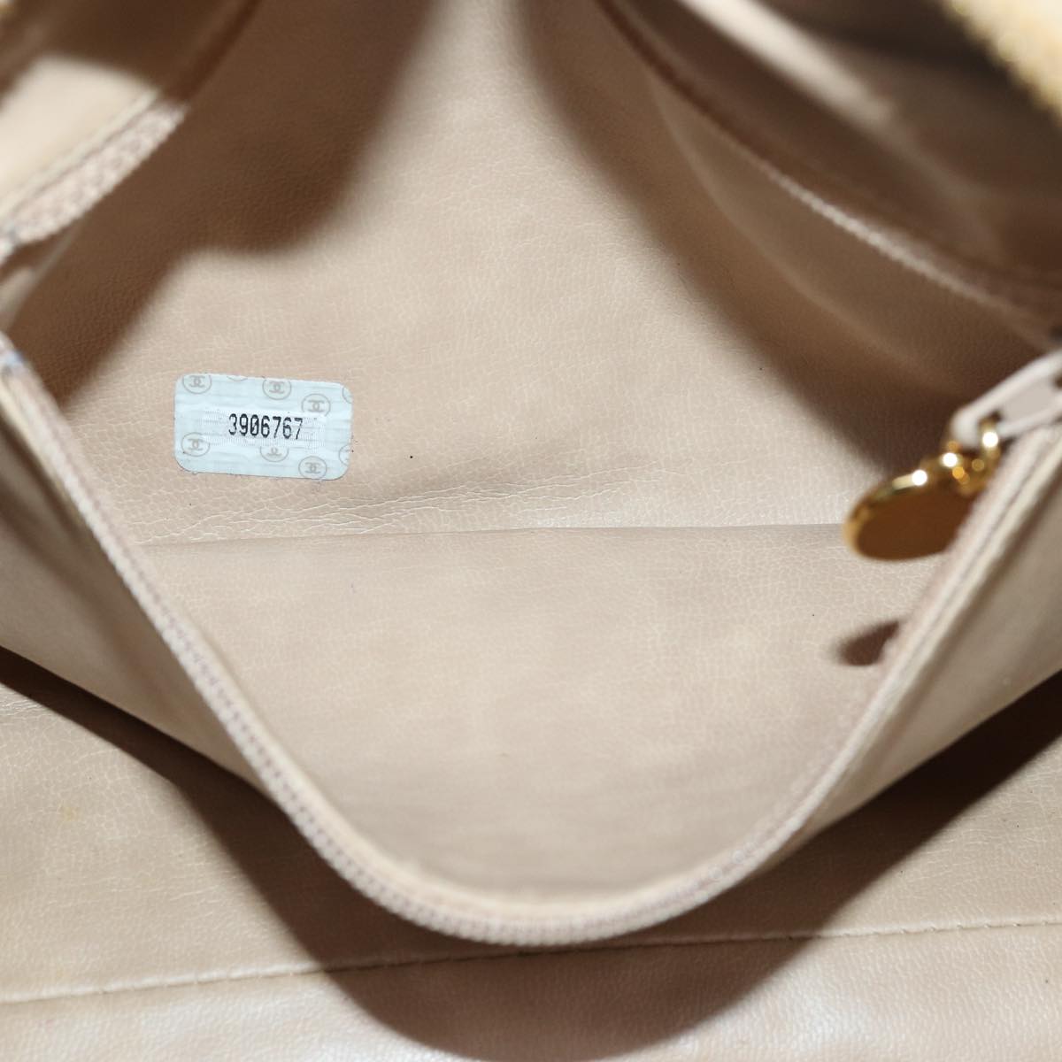 CHANEL Matelasse Pouch Enamel Beige CC bs16140