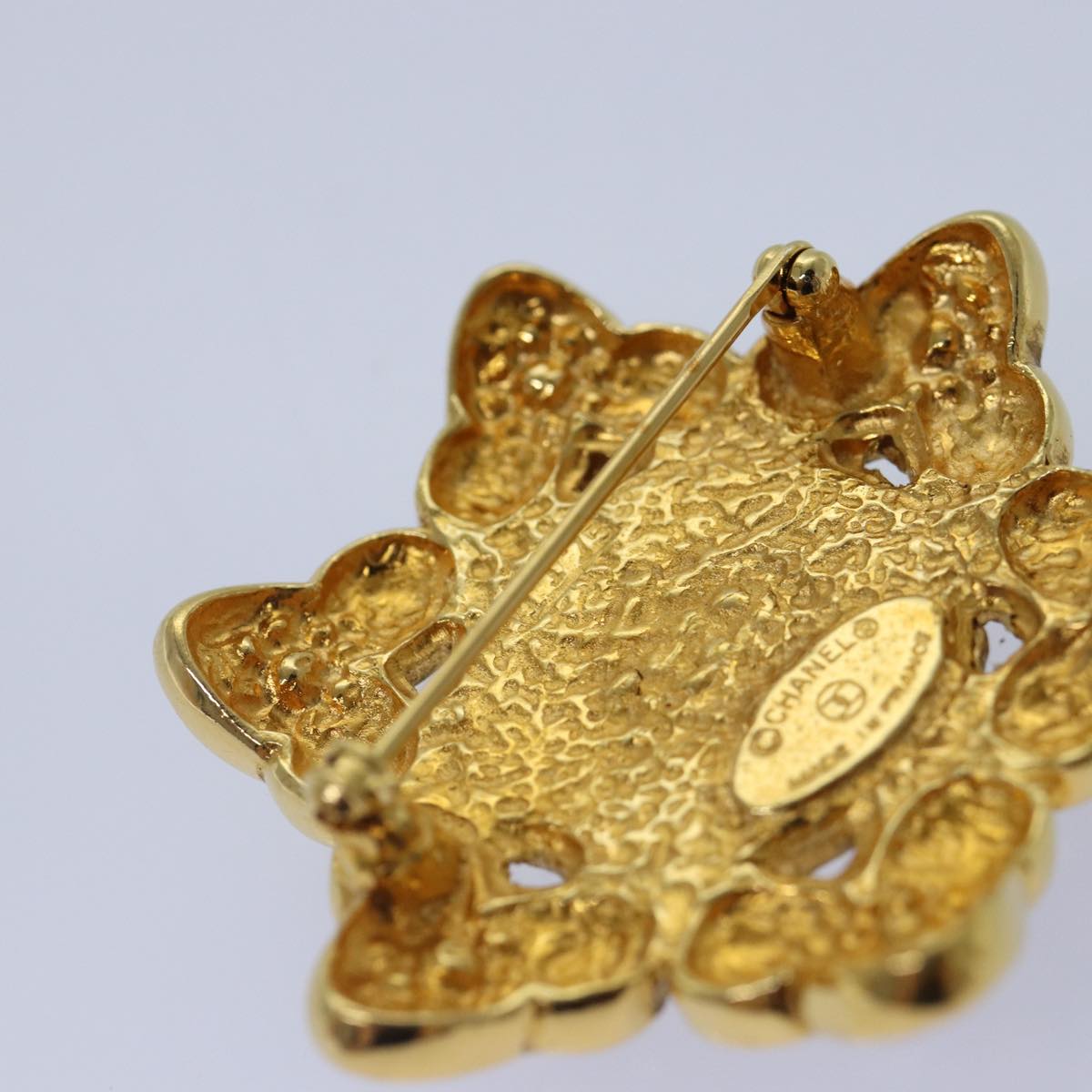 CHANEL Brooch Metal Gold Tone CC bs17053