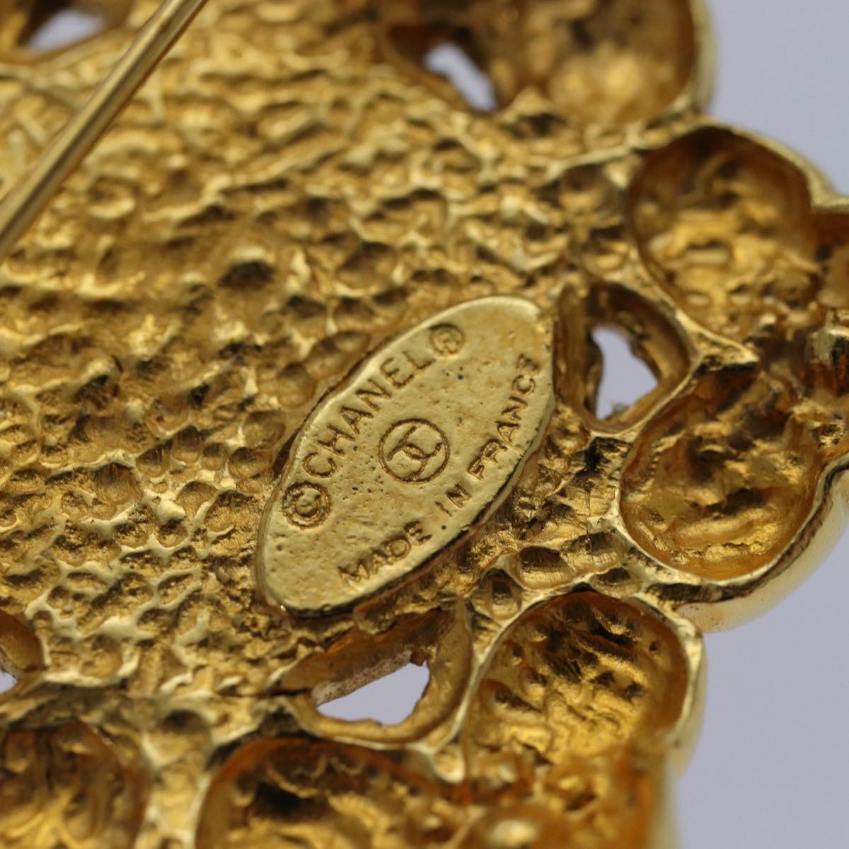 CHANEL Brooch Metal Gold Tone CC bs17053