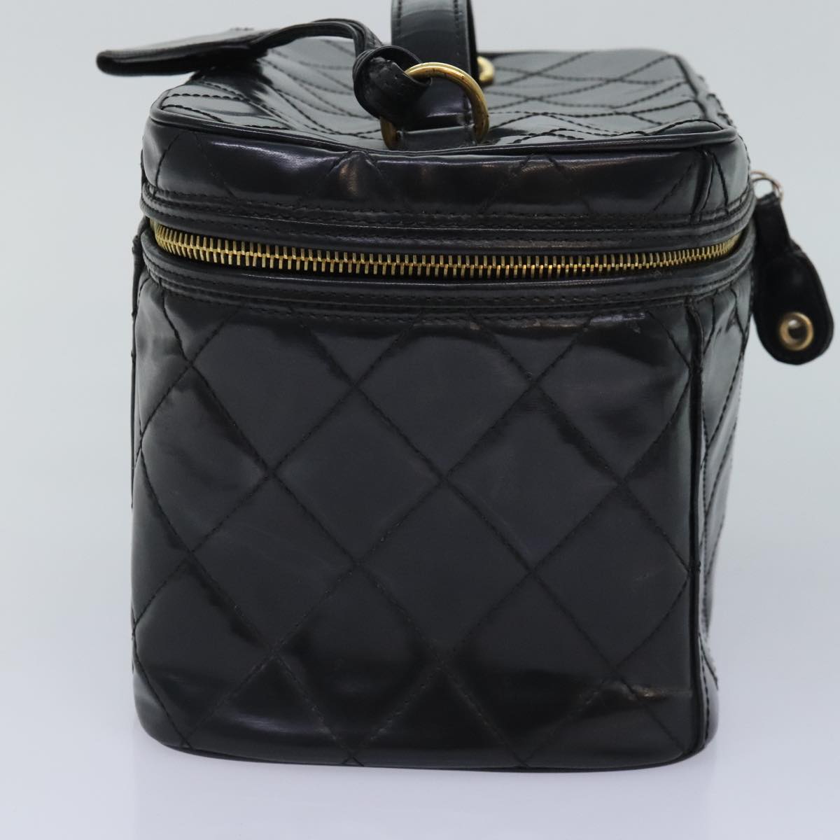 CHANEL Matelasse Vanity Cosmetic Pouch Patent leather Black Gold CC bs18324