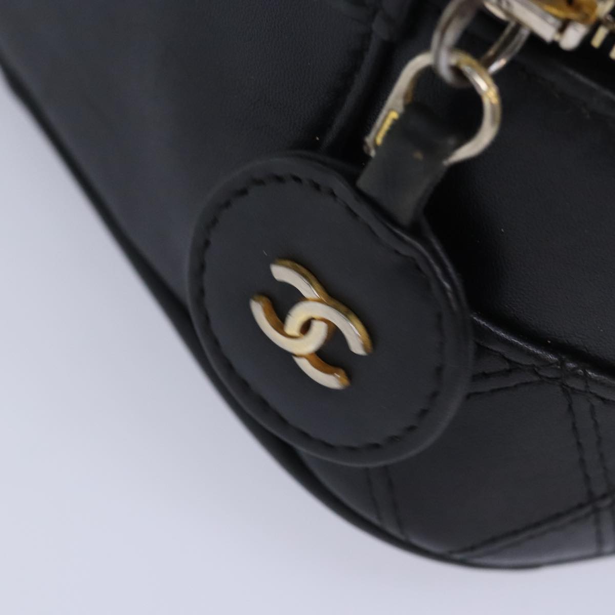 CHANEL Bicolore Vanity Cosmetic Pouch Leather Black CC bs18328