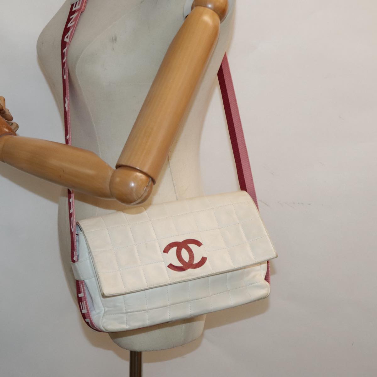 CHANEL Choco Bar Shoulder Bag Leather White Gold pink CC bs18354