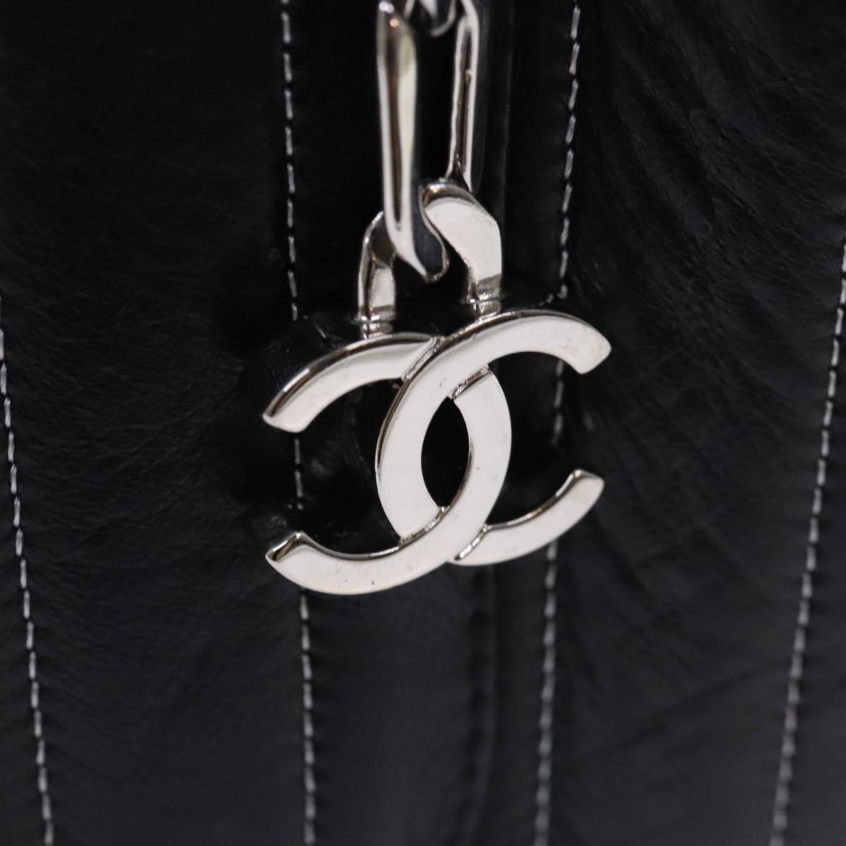CHANEL Chain Shoulder Bag Leather Silver Black CC bs18415
