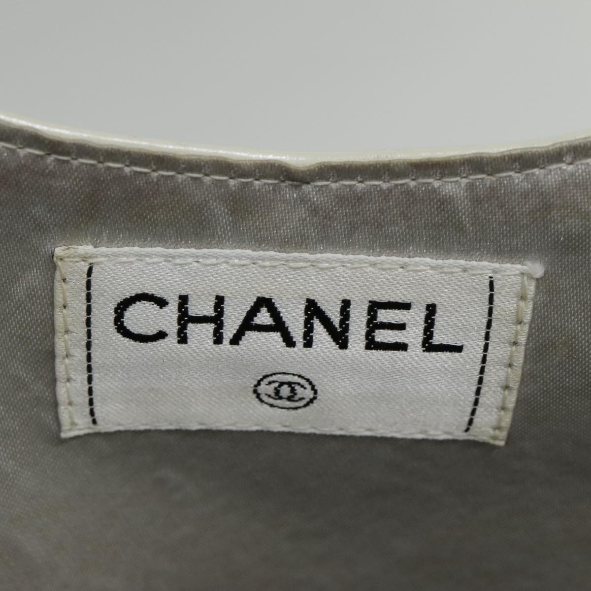 CHANEL Matelasse Hand Bag Leather White CC bs18834