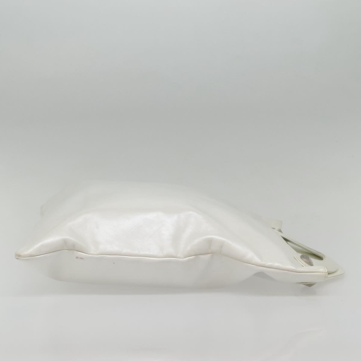 CHANEL Matelasse Hand Bag Leather White CC bs18834