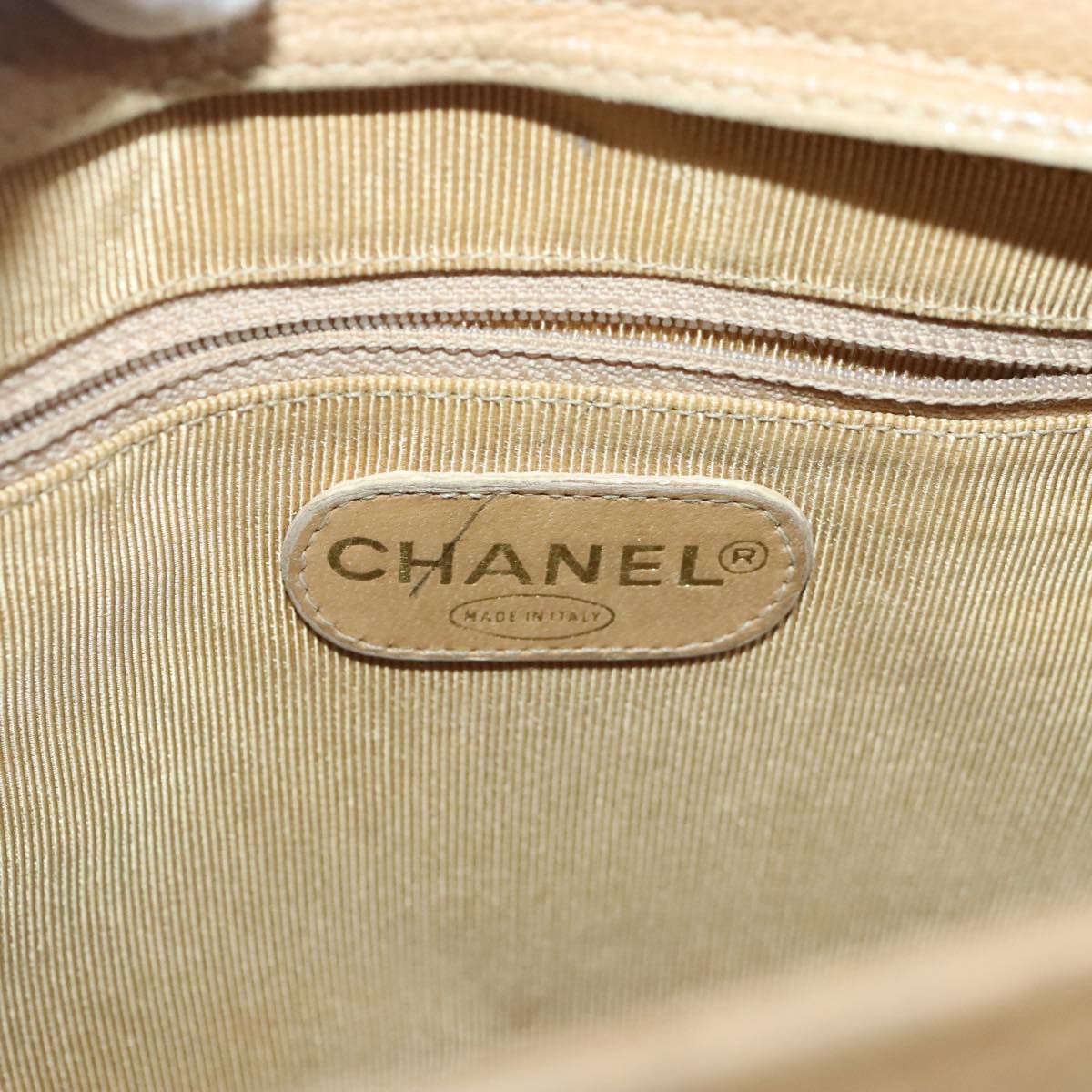 CHANEL Chain Shoulder Bag Caviar Skin Beige Gold CC bs18835